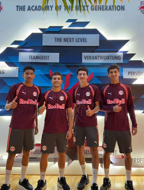 Caio Simões, Pedro Barboza, Iarley Vieira e Arthur Diniz em Salzburg (2026)